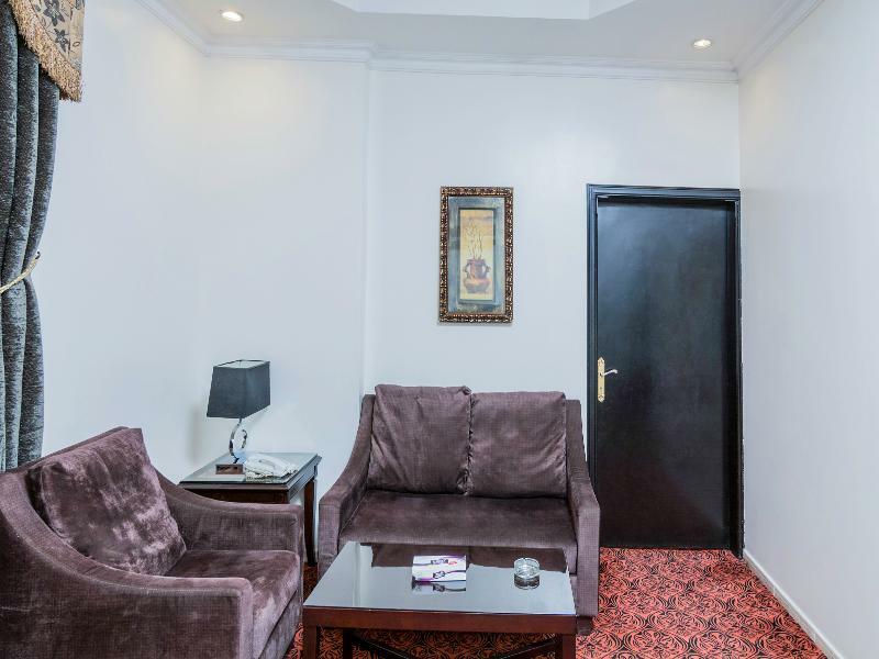 قصر الحمراء للأجنحة الفندقية Riadh Exterior foto